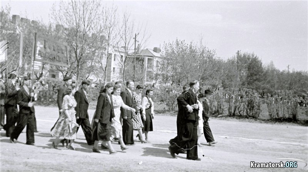 ,   1952 
